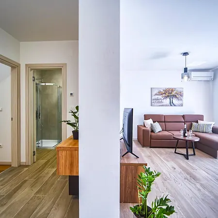 Lola & Bela - Free Parking & Balcony * Pula