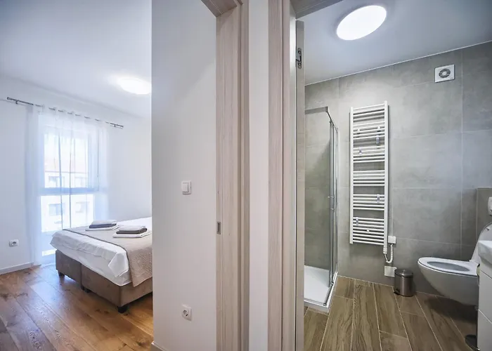 Lola & Bela - Free Parking & Balcony Apartamento *
